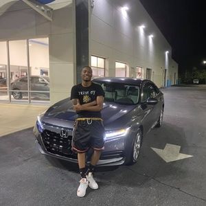 Meet your Posher, Azariah